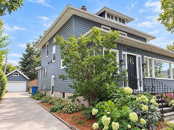 2nd image of 414 Dacota St
