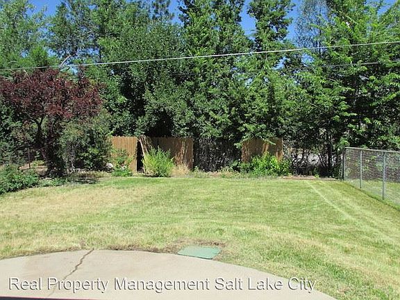5th image of 1641 E Parkway Ave