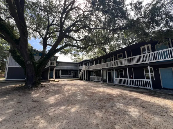 2413 S Fraser St #15A, Georgetown, SC 29440