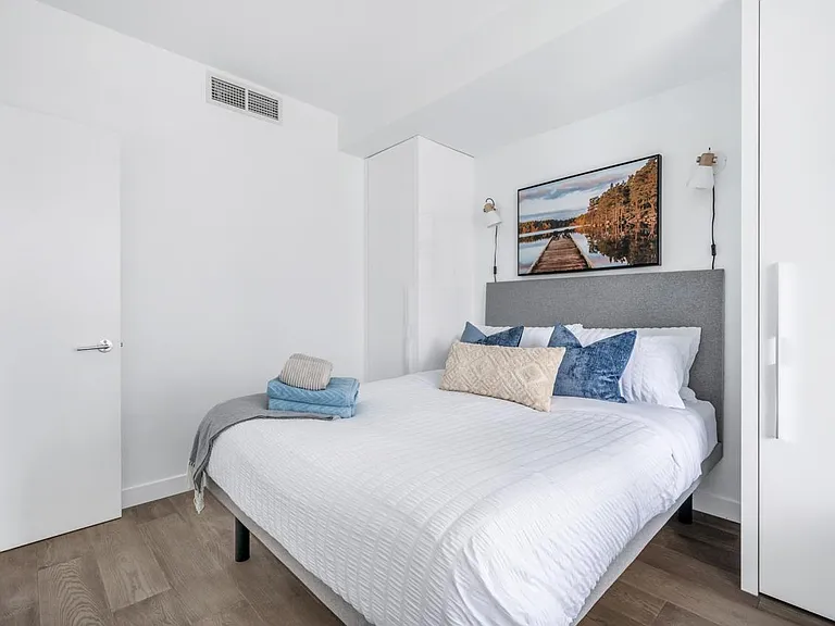 15165 Thrift Ave #306 — Photo 3