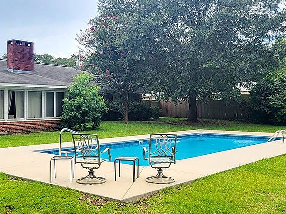 2nd image of 802 San Juan Ct