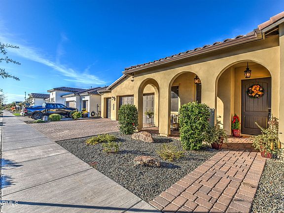 3rd image of 20990 E Lark Dr