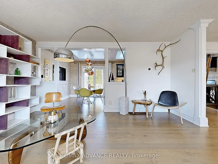 23 W Park Hts — Photo 7