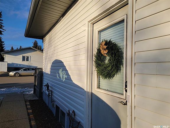 3rd image of 4812 post STREET