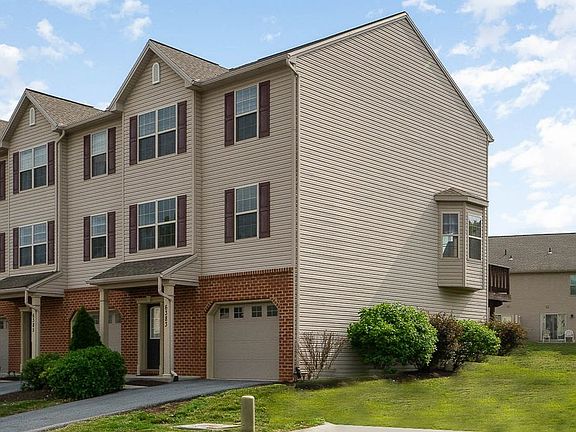 2nd image of 6383 Creekbend Dr