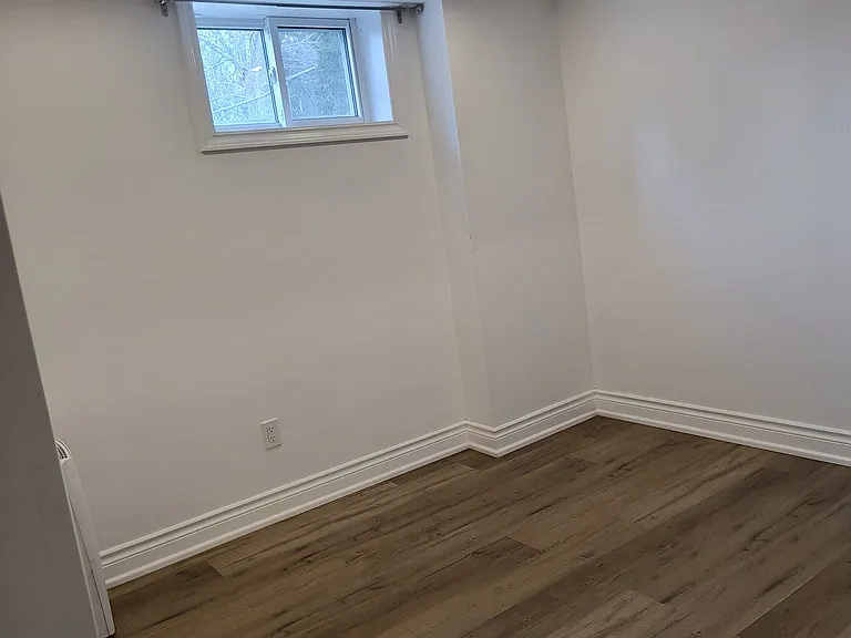 38 Proctor Ave #BASEMENT — Photo 8