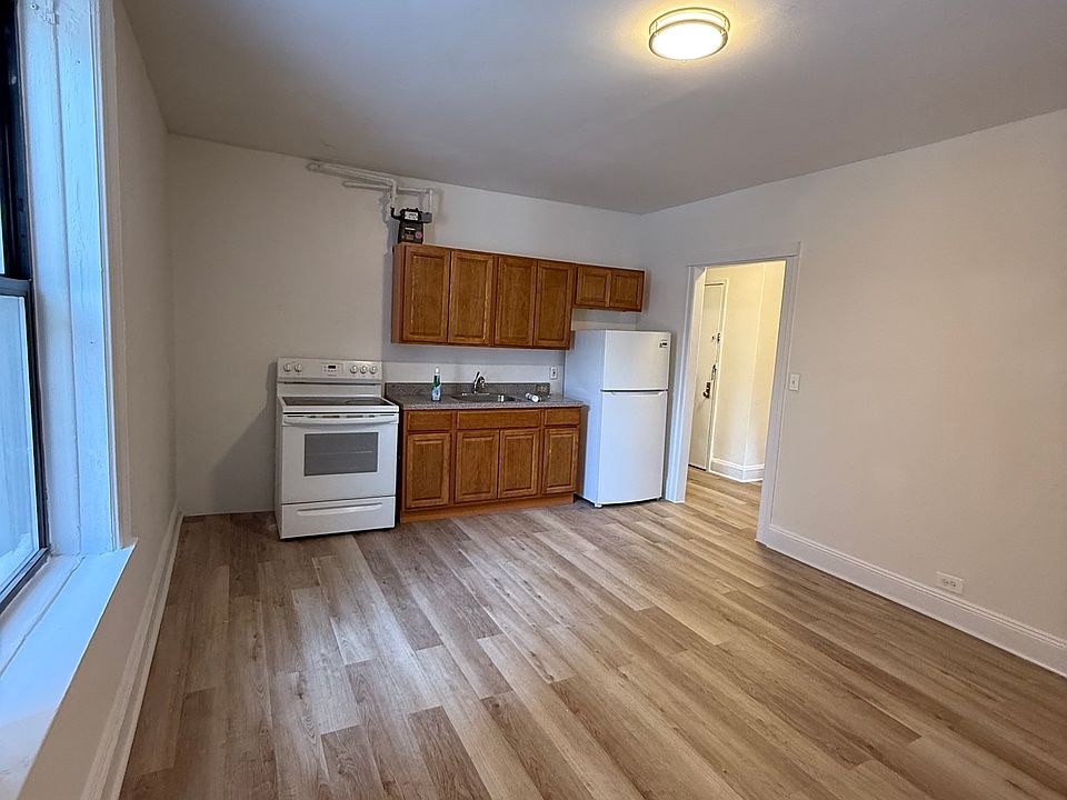 1st image of 1738 University Ave #2