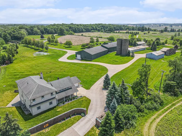 9991 Kaiser Rd, Saline, MI 48176