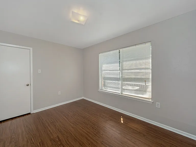 Troup Townhomes — Photo 24