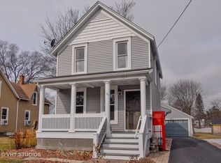 727 Park Ave, Sycamore, IL 60178