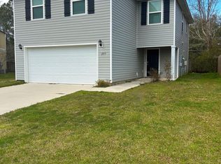 2113 Toulouse St, Ocean Springs, MS 39564