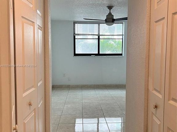3rd image of 7125 Bay Dr APT 205