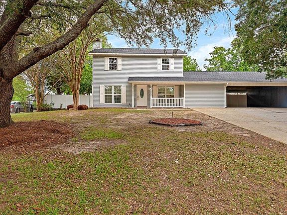 2nd image of 207 Candace Ct