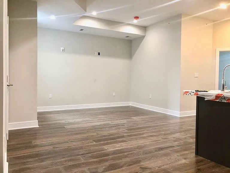 1229 N Franklin St #3R — Photo 13