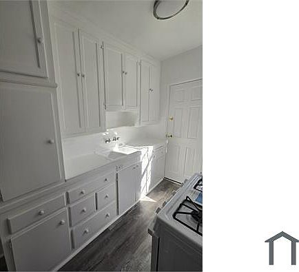 3rd image of 5641 Elmer Ave #2