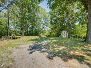 120 Richards Rd, Rogersville, TN 37857