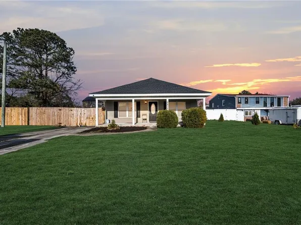 5616 Paca Ln, Virginia Beach, VA 23462