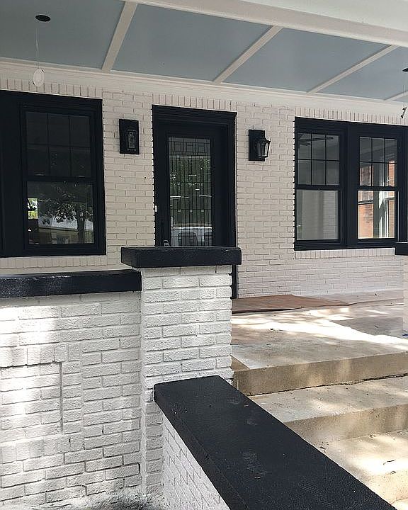 1st image of 211 E Bessemer Ave