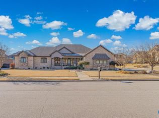 126 Forest Bend Dr, Huntsville, AL 35806