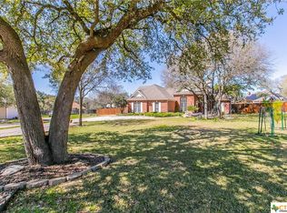 8 Holly Xing, Morgans Pt Resort, TX 76513