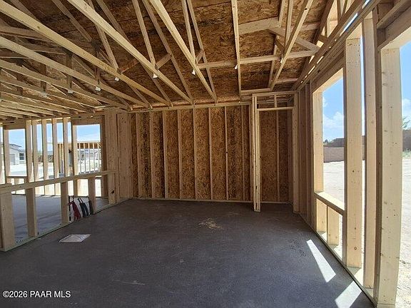 3rd image of 1275 Helsing Rd