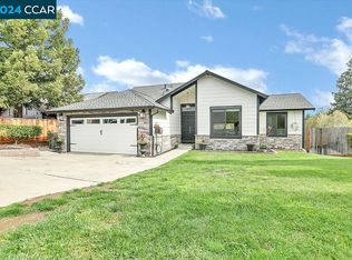 2550 Holly View Ct, Martinez, CA 94553