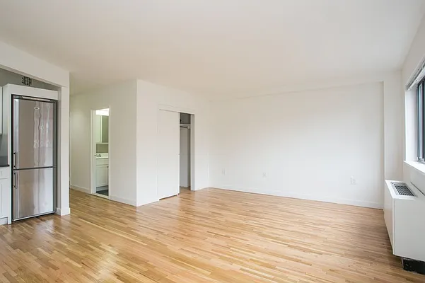 Rented by MNS | media 17