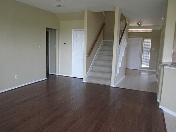 4th image of 3302 Stratford Pointe Dr