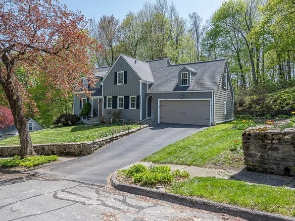 31 Otsego Rd, Worcester, MA 01609
