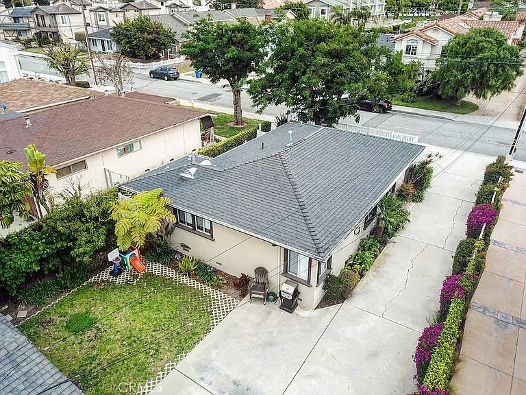 2213 Bataan Rd #B — Photo 6