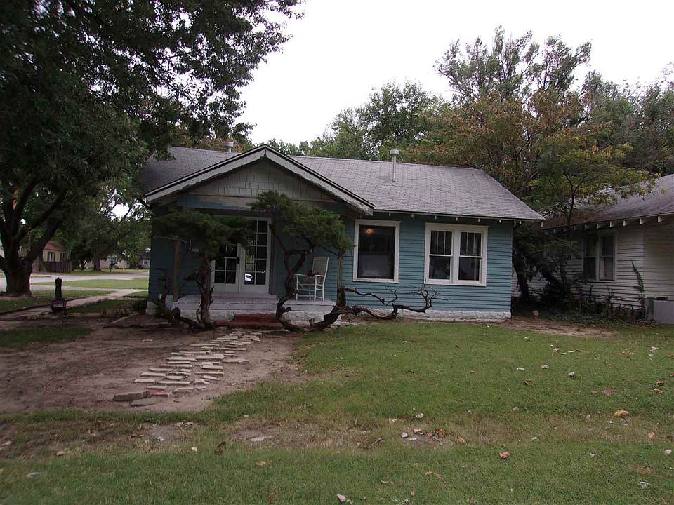1st image of 1126 N 5th St
