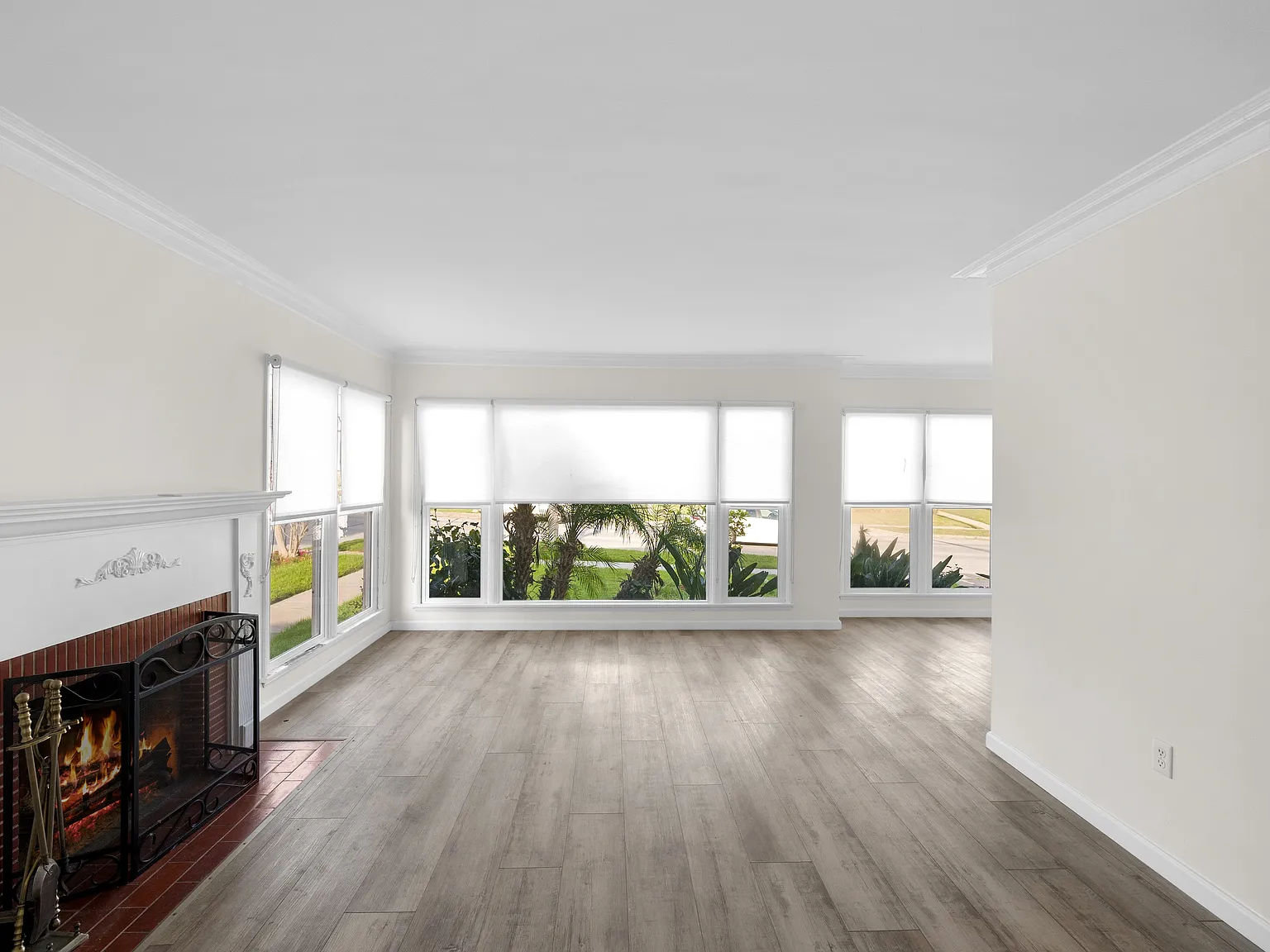 2 bed, 1100 sqft, $3,195 — Photo 3