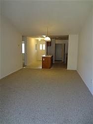 2nd image of 5206 Bonnie Brae Cir