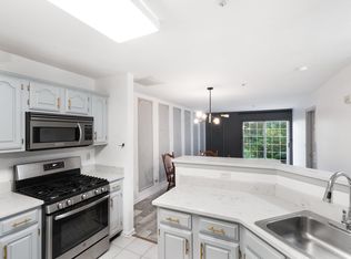 237 Potomac Dr #237, Basking Ridge, NJ 07920