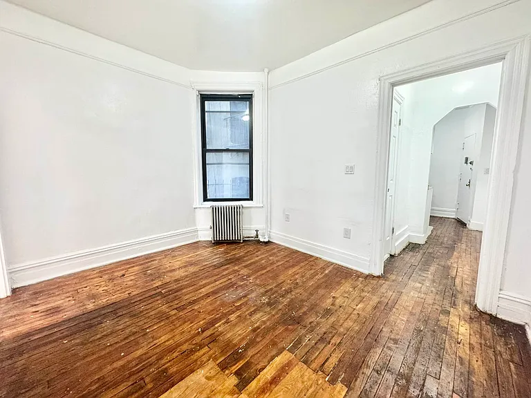 307 E 109th St #10 — Photo 10