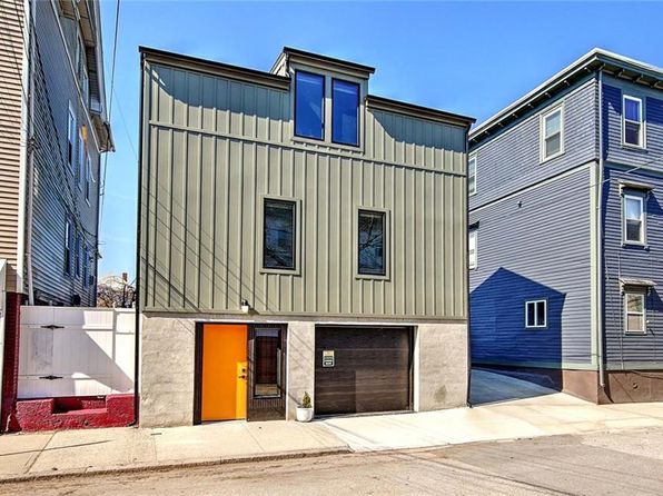 37 Ring St
