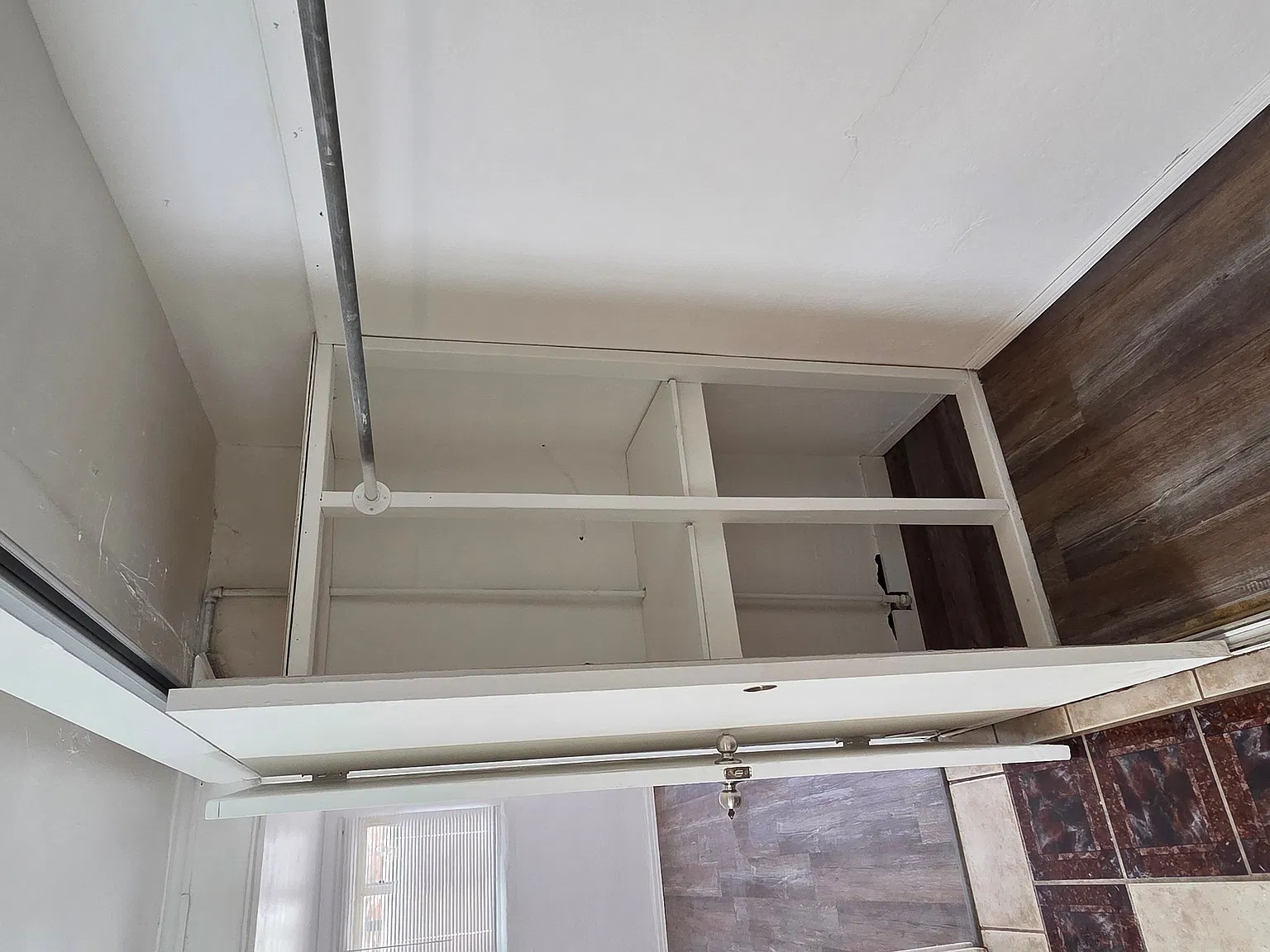 1 bed, 1.0 bath, 650 sqft, $900 — Photo 3