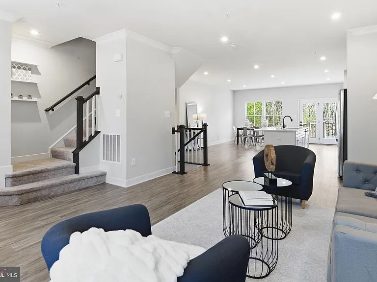 5927 Pecking Stone St — Photo 4