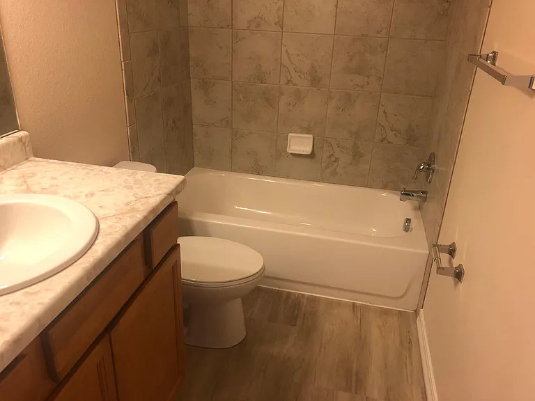 4217 Ashby Field Dr — Photo 31