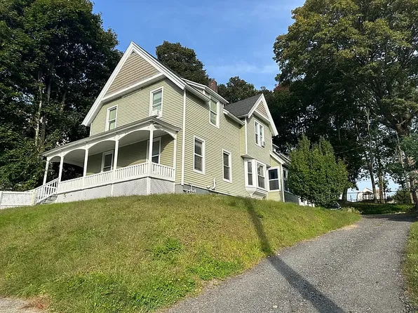 16 Westminster St APT 1, Worcester, MA 01605