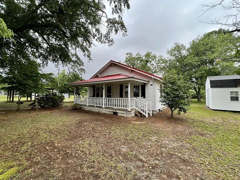 2447 Eldridge Rd — Photo 4