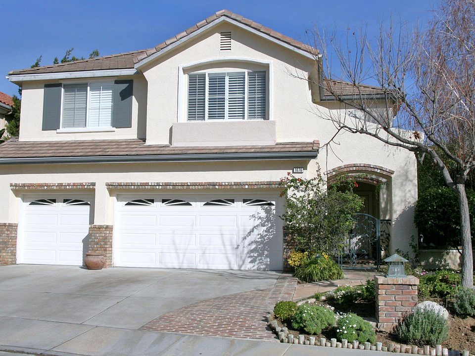 1st image of 1076 Lambourne Pl