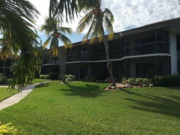 3rd image of 663 Seaview Ct APT 1