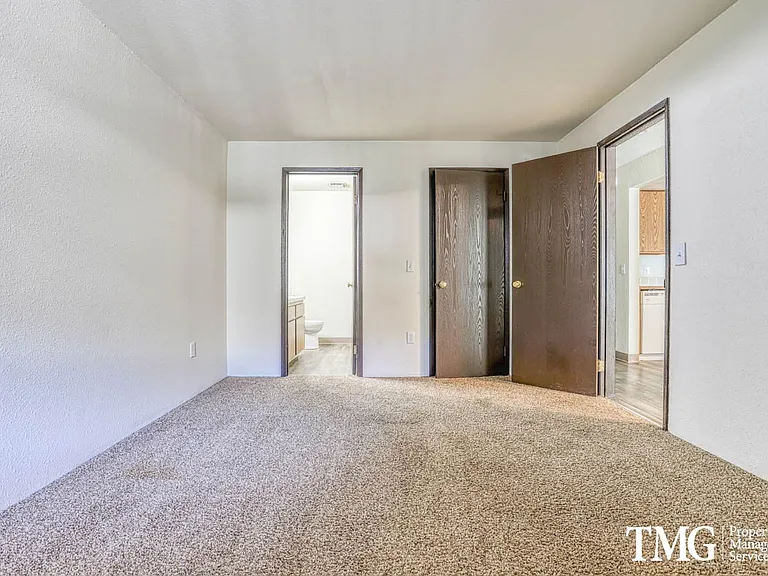 The Illahee Apartments — Photo 46