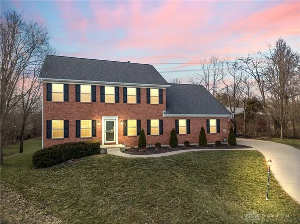 2331 Wedgewood Dr, Dayton, OH 45434