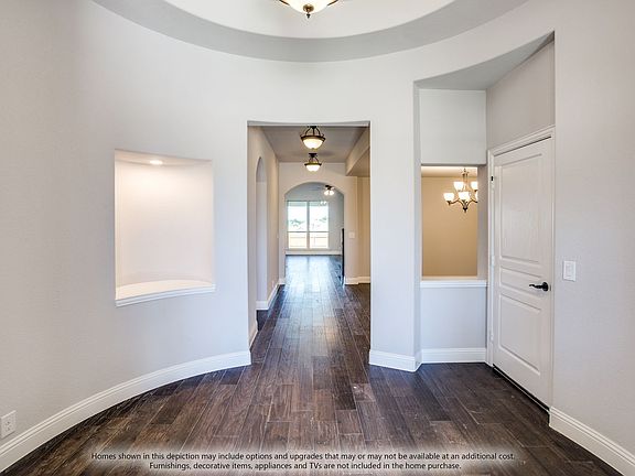 Carolina III Foyer
