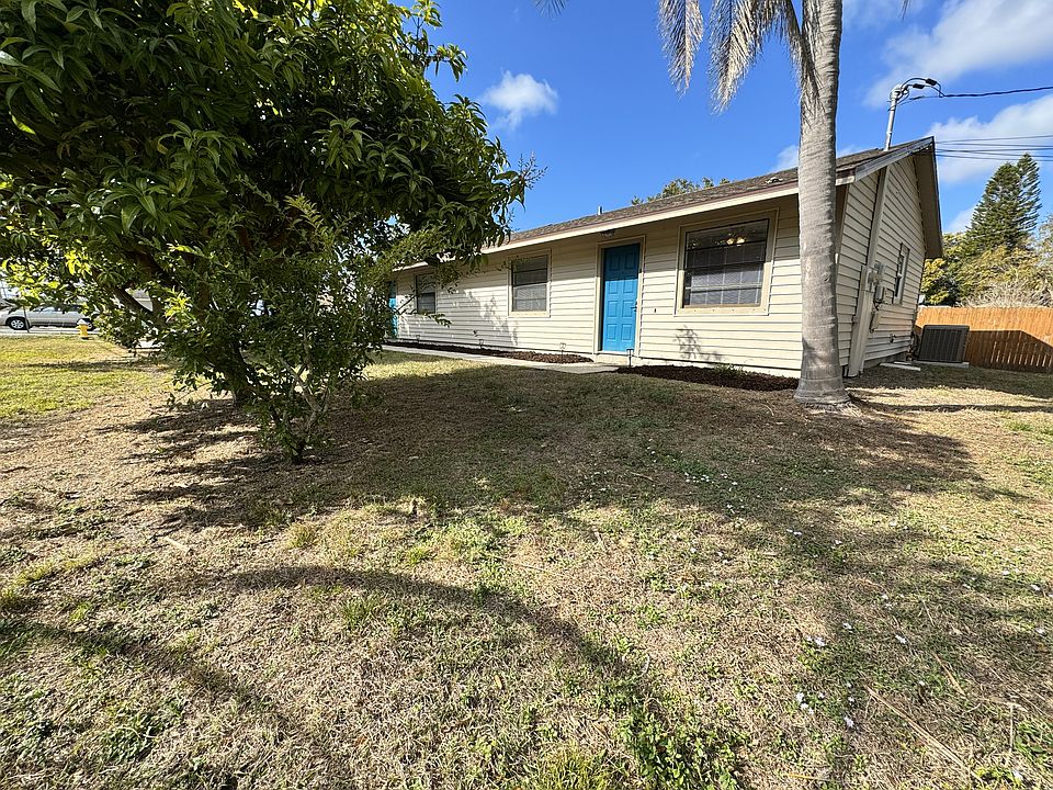 1st image of 2901 Bay View Dr APT B