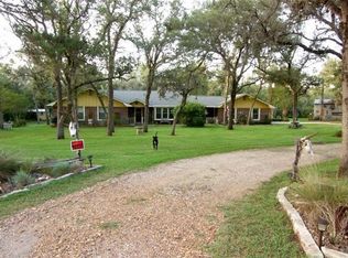 140 Armadillo Dr, Victoria, TX 77905