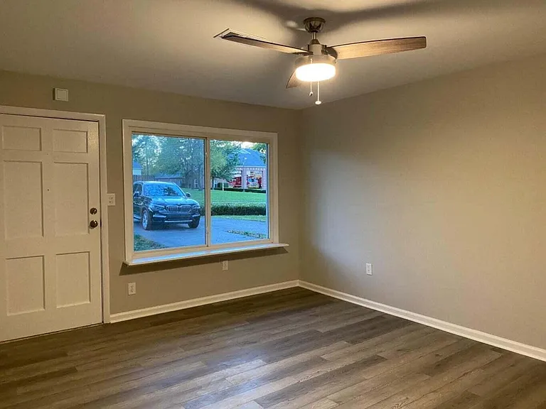 3004 Arrowhead Dr — Photo 5