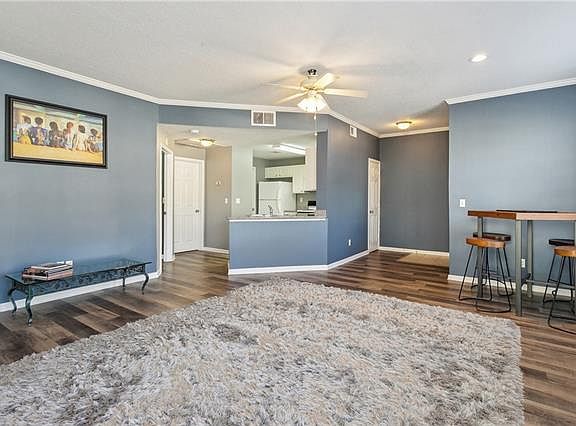 2nd image of 350 Emerald Forest Blvd APT 13101